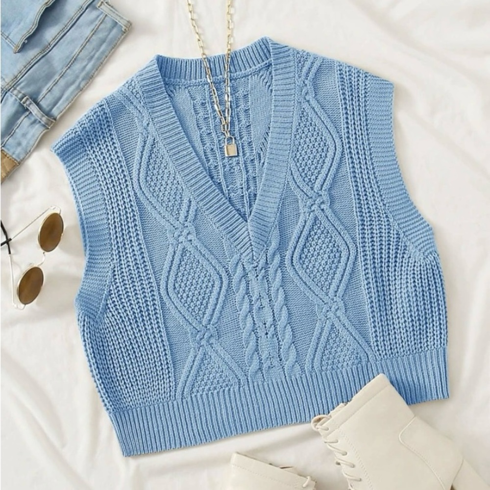 Blue Crop Cable Knit Sleeveless Sweater Vest